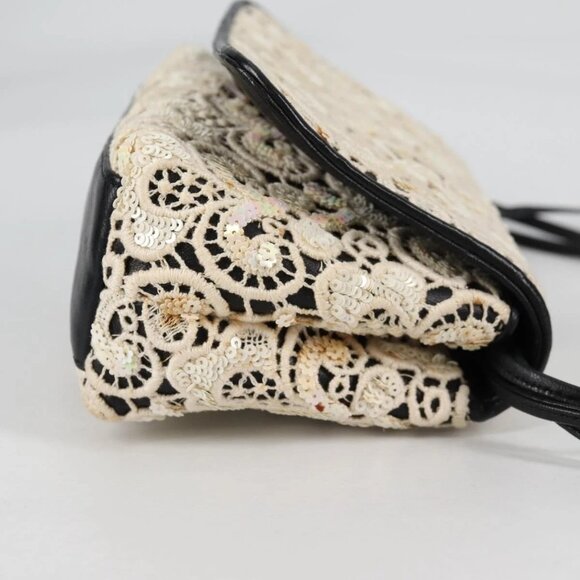 CHANEL Sequin Shoulder Bag Leather White Gold CC Auth 140995 - Picture 7 of 16